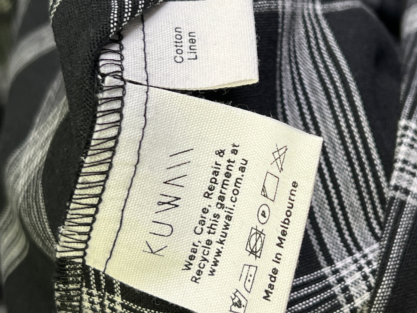 Size 6 | Kuwaii Linen Blend Dress