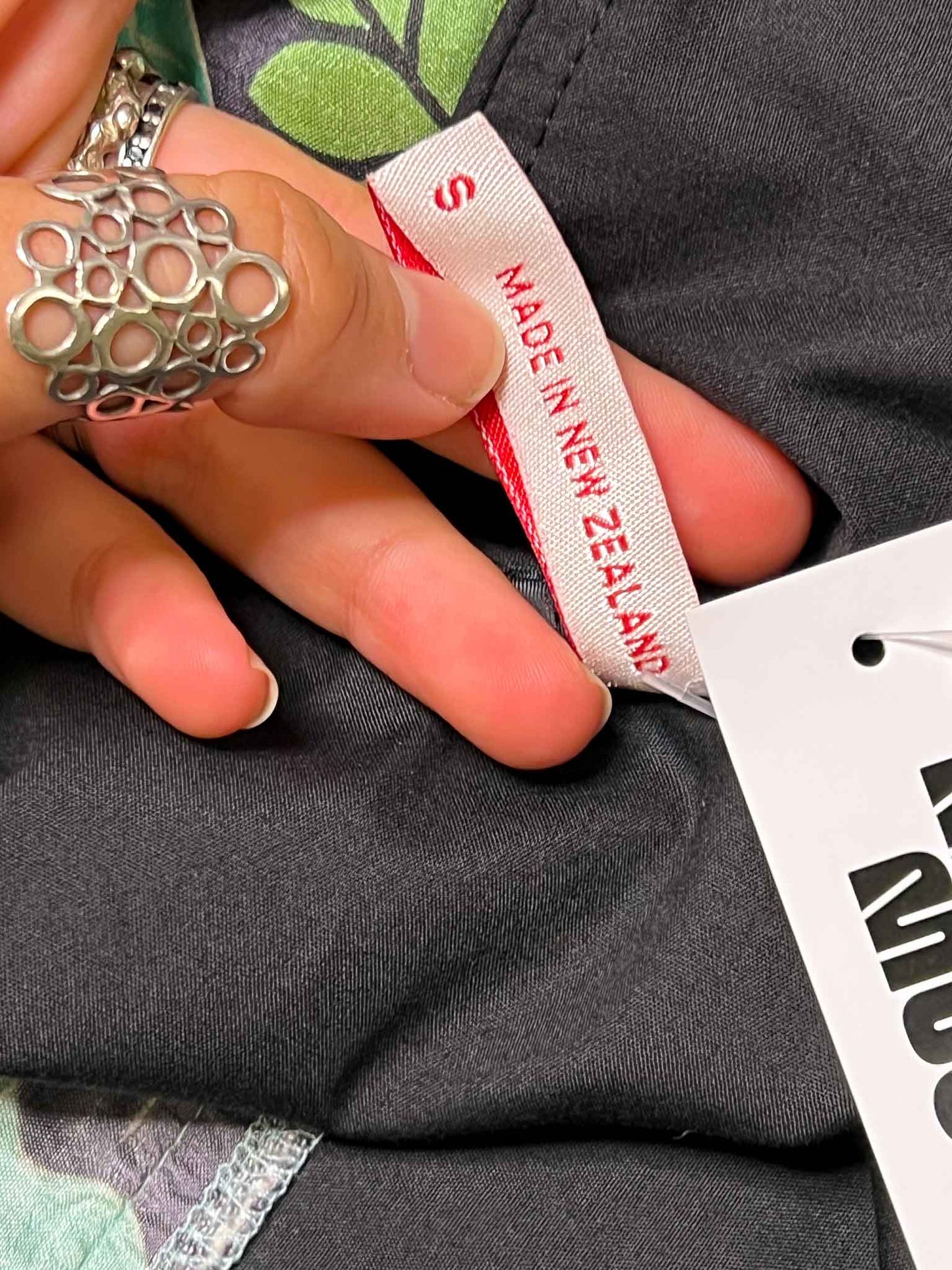 Size S | SYLVESTER Silk Floral Mini Skirt