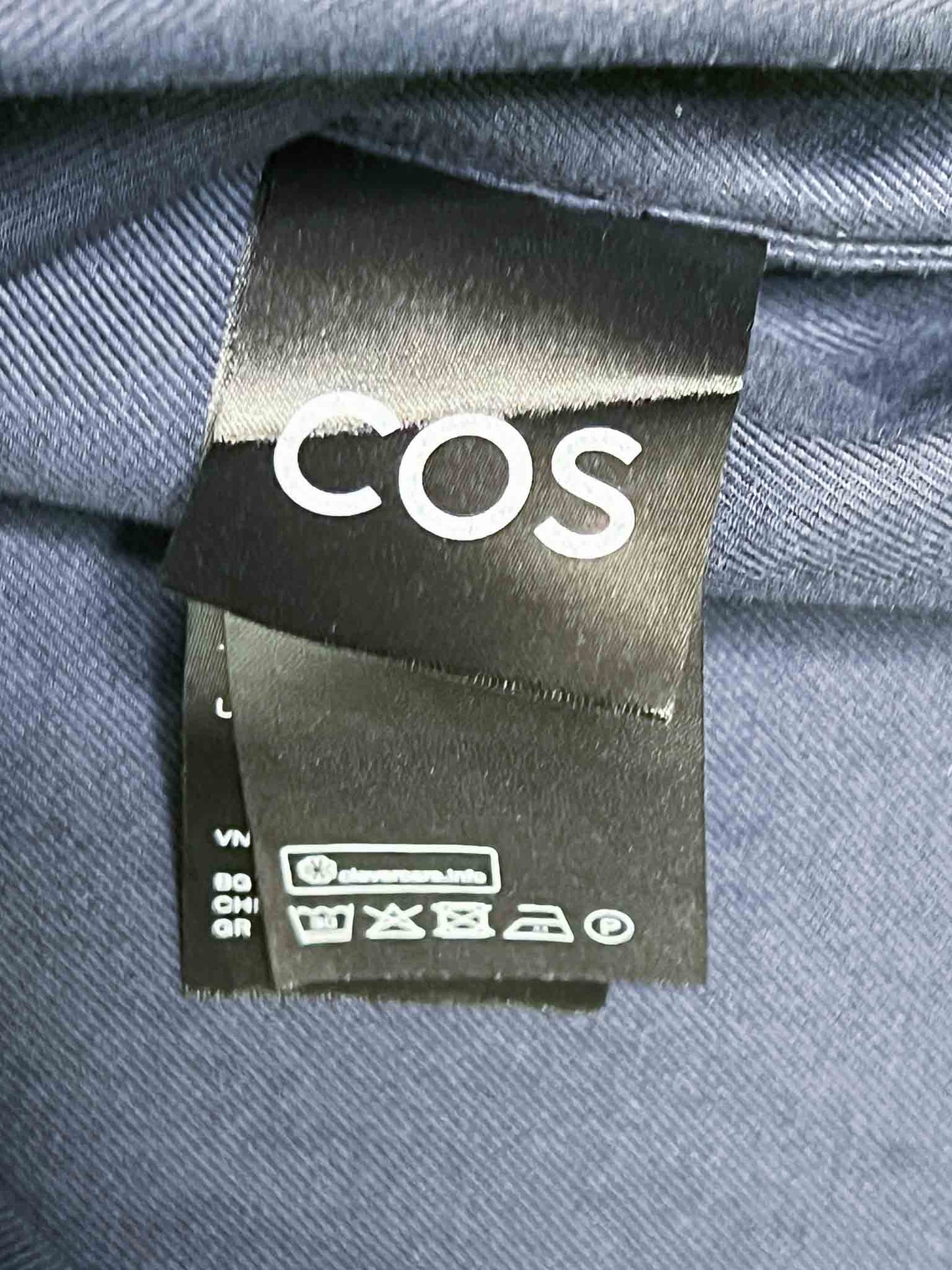 Size M | COS Boxy Fit Front Pockets Shirt