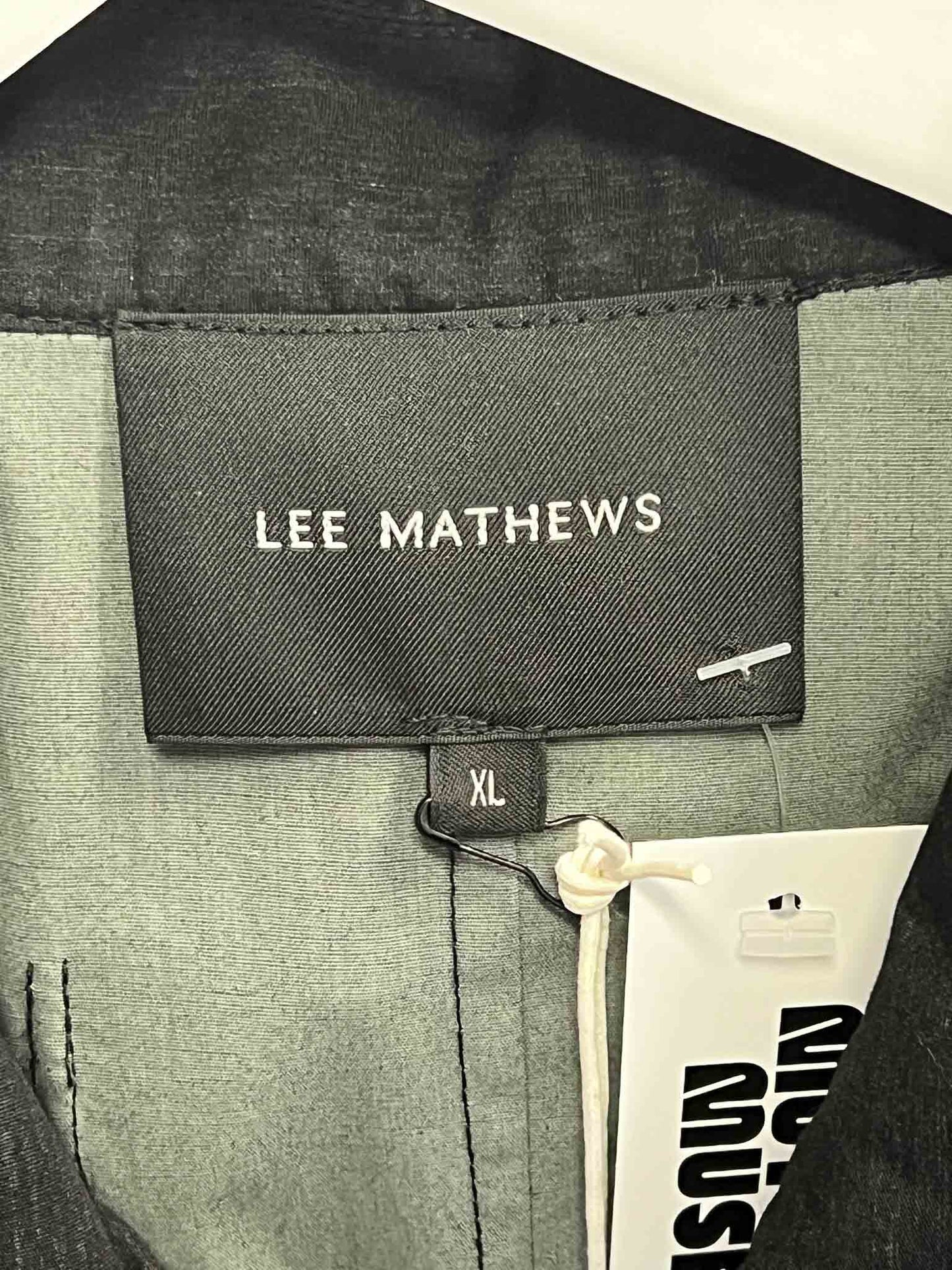 Size XL | Lee Mathews Contrast Stitch Pointe Collar Jacket