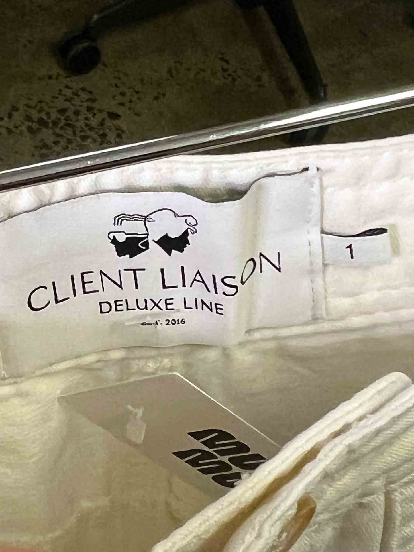 Size 1 (6) | Client Liason Deluxe Line Pleated Barrel Pants