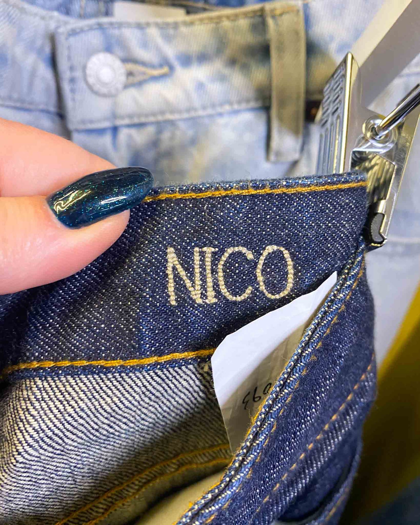 Size 26 | Neuw Indigo Nico Jeans
