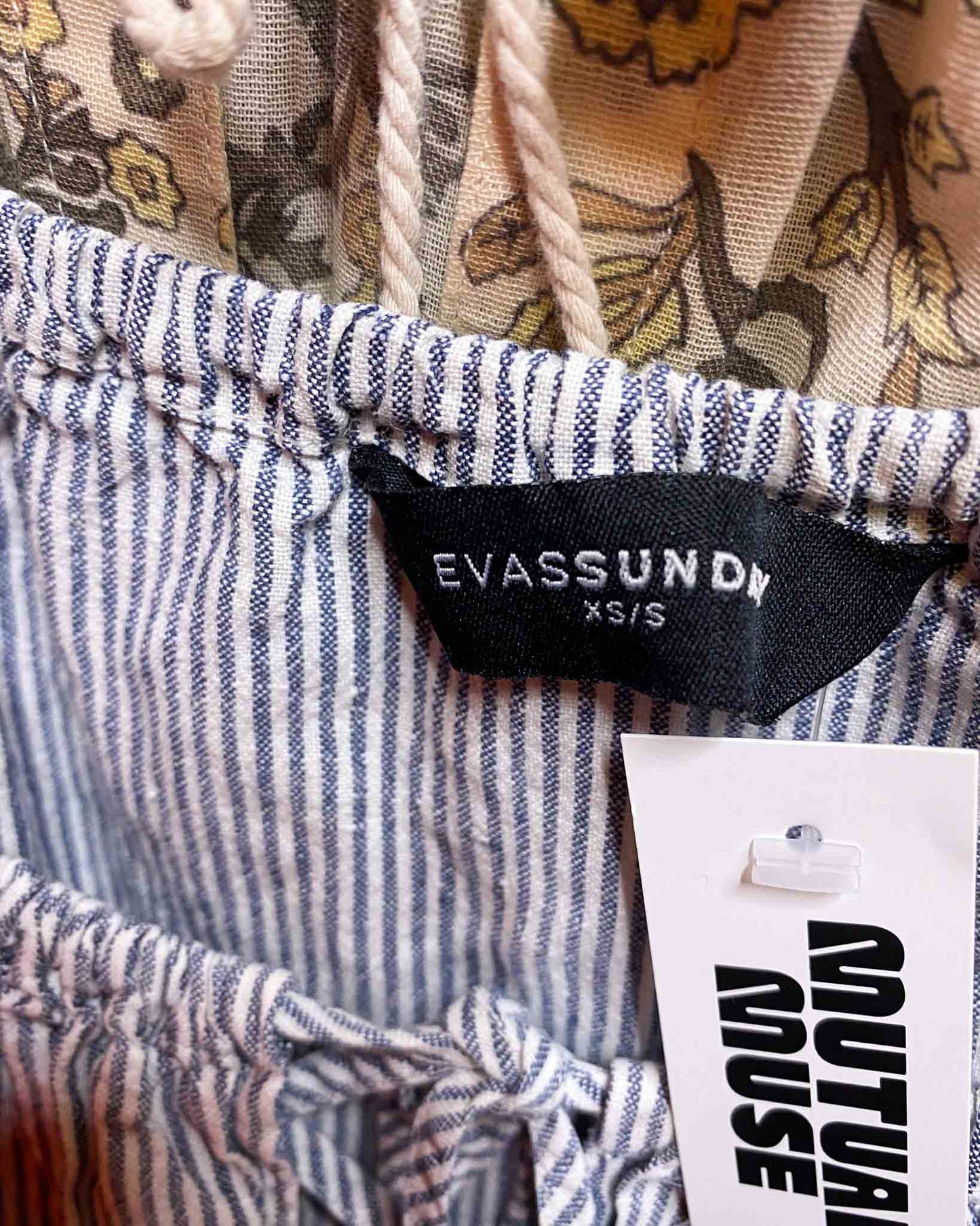 Size XS/S | Eva's Sunday Linen Sleeveless Top