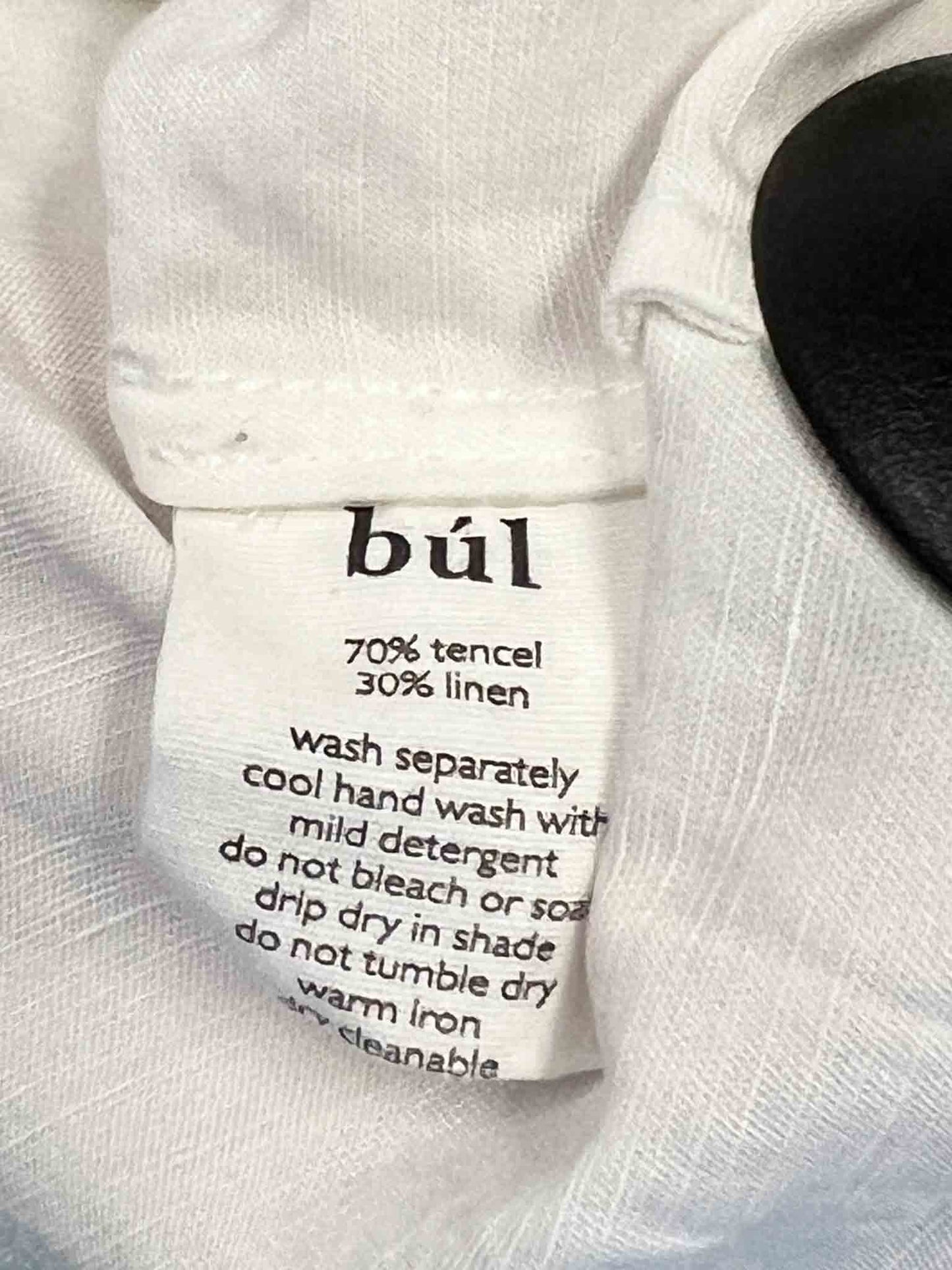Size 6 | Bul White V-Neck Blouse