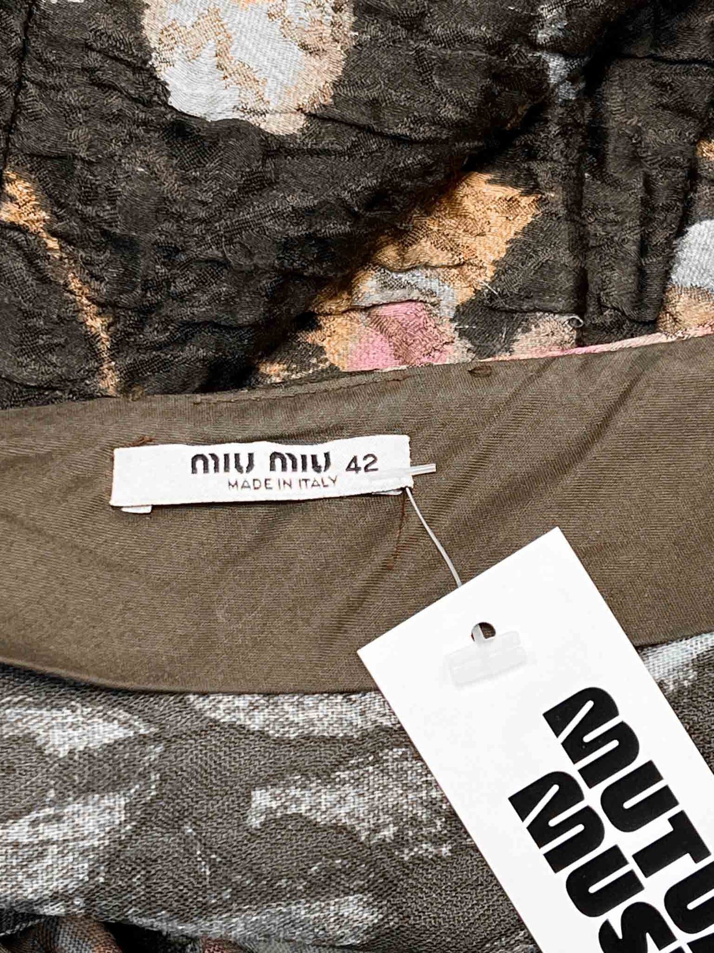 Size 42 (8-10) | Miu Miu Floral Jacquard Mdi Skirt