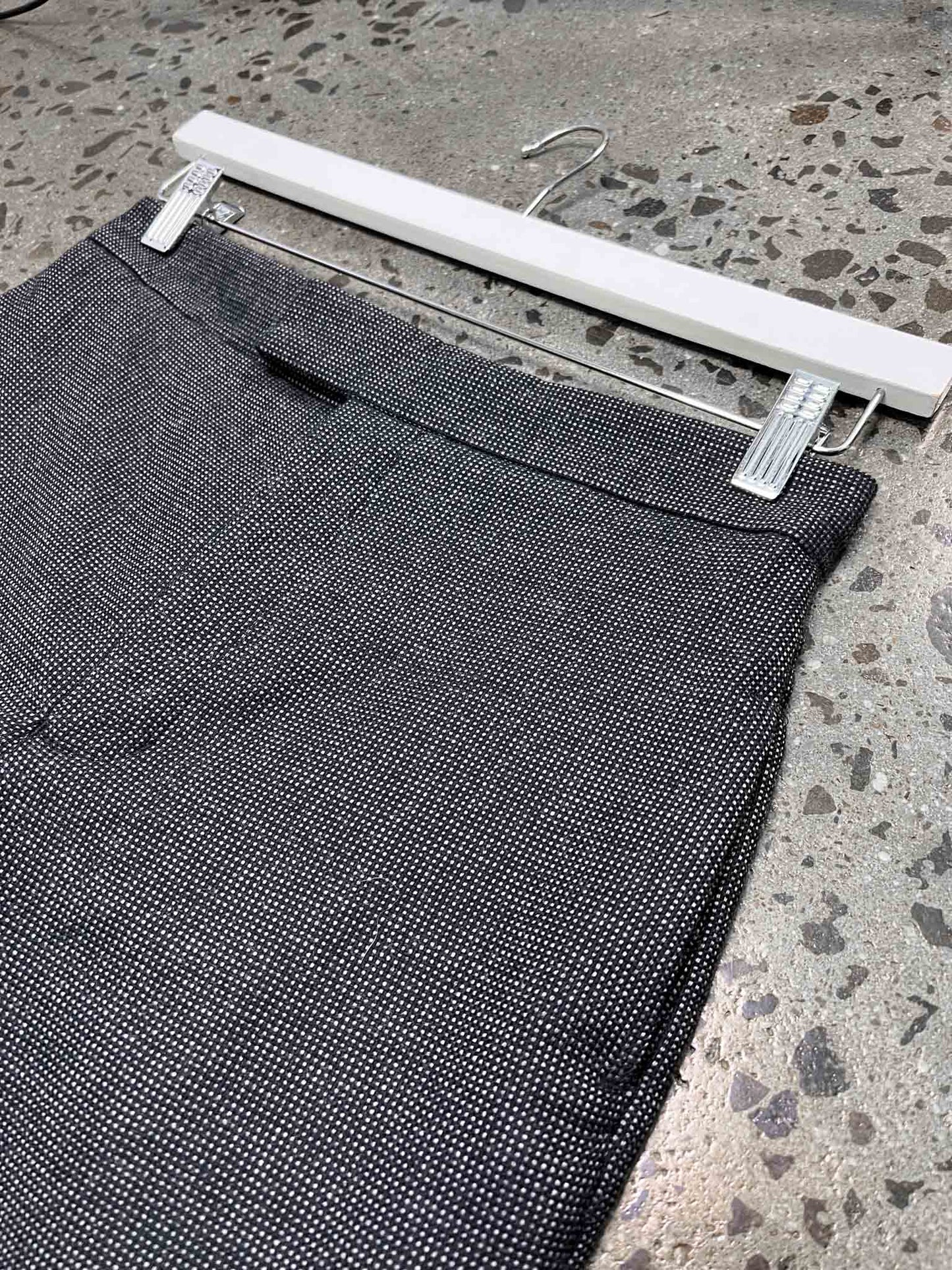Size XS (6) | Scanlan Theodore Wool Blend Tapered Pants