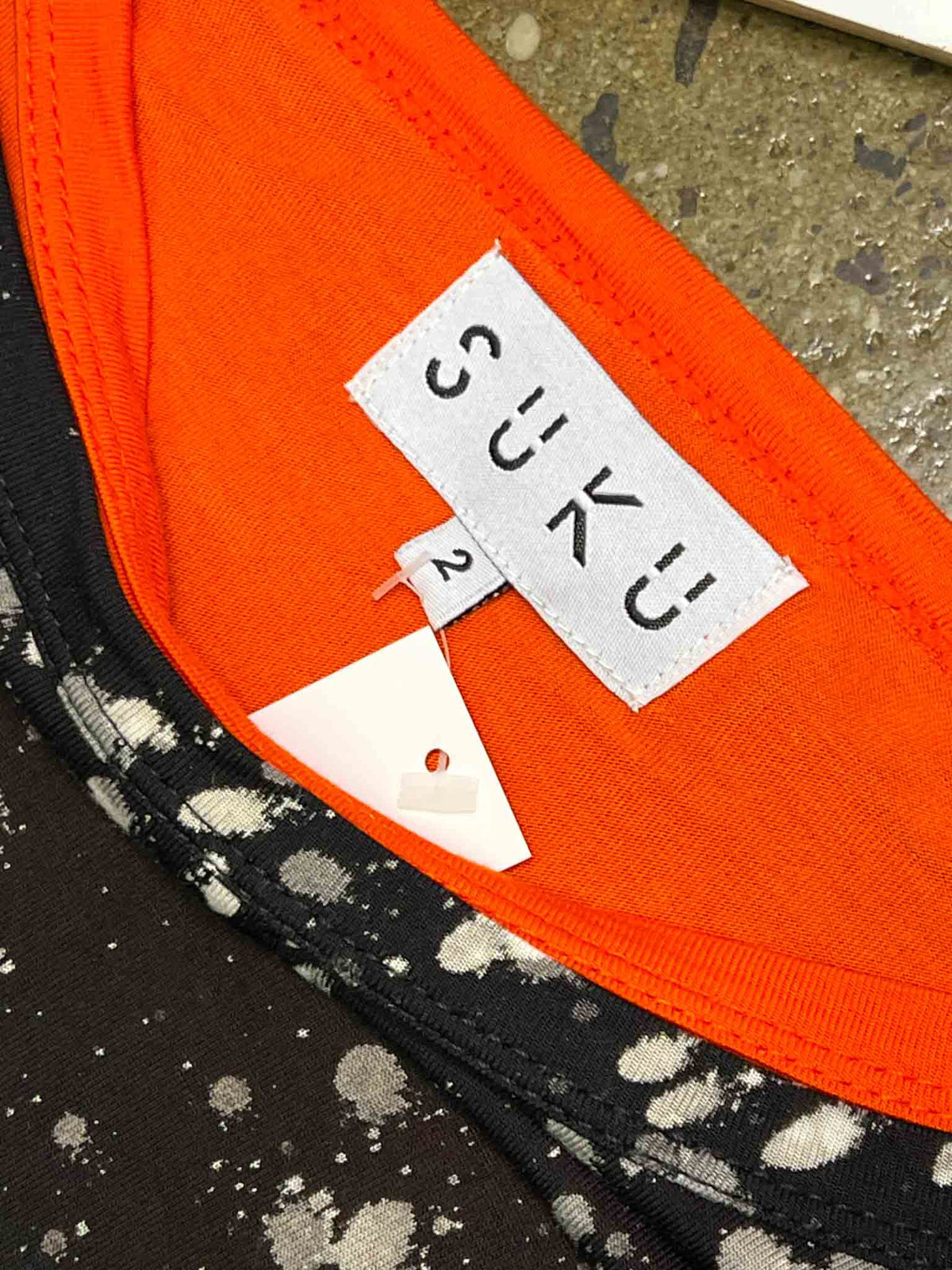 Size 2 (10) | SUKU Black/Orange Bamboo Speckled Top