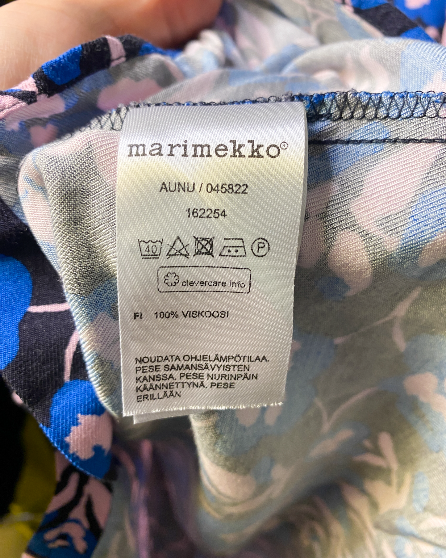 Size 36 (S) | Marimekko Floral Shirt
