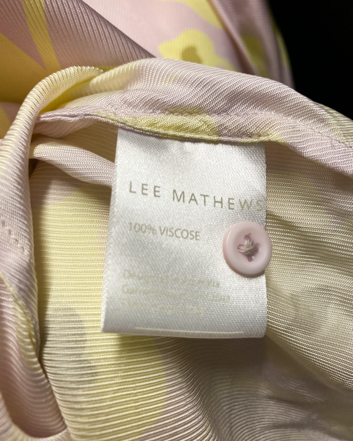 Size 2 (M) | Lee Matthews Satin Floral Puff Sleeve Shirt