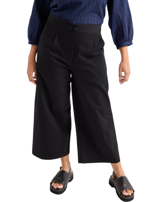 Size 12 | Kuwaii Wide Tailored Pants
