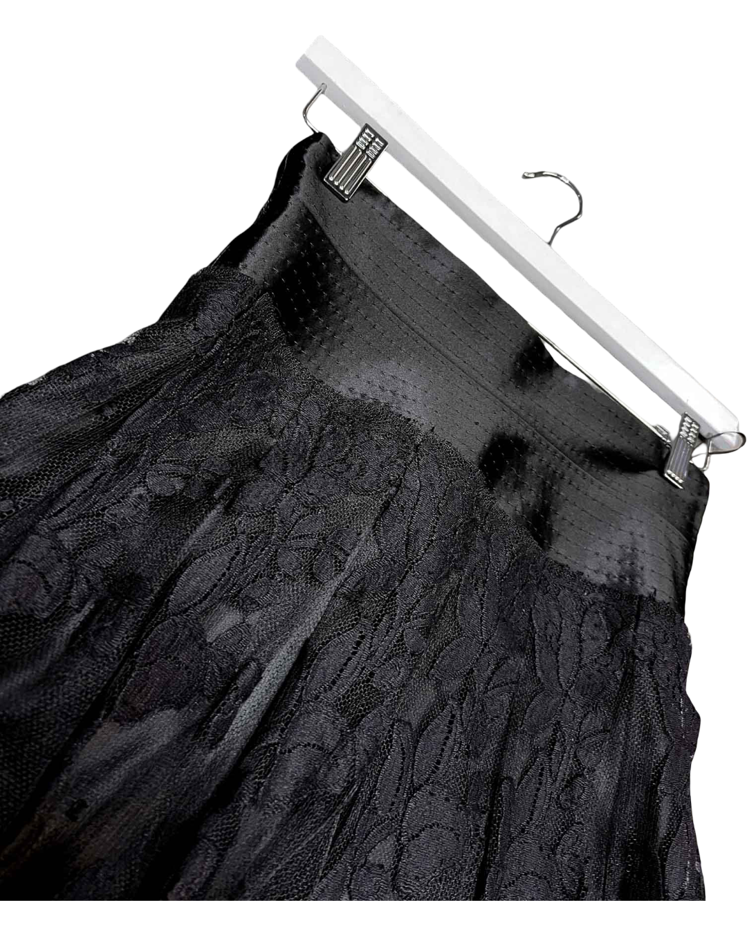 Size S/M | Scanlan Theodore Silk Lace Midi Skirt