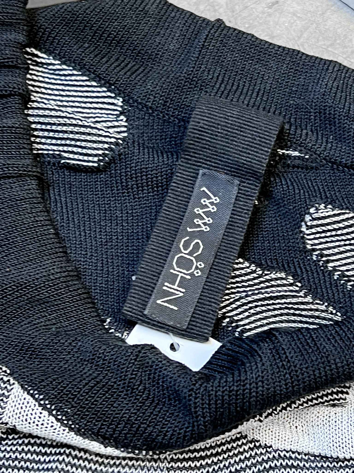 Size 3 (L) | MM Söhn Knit Asymmetric Striped Jumper
