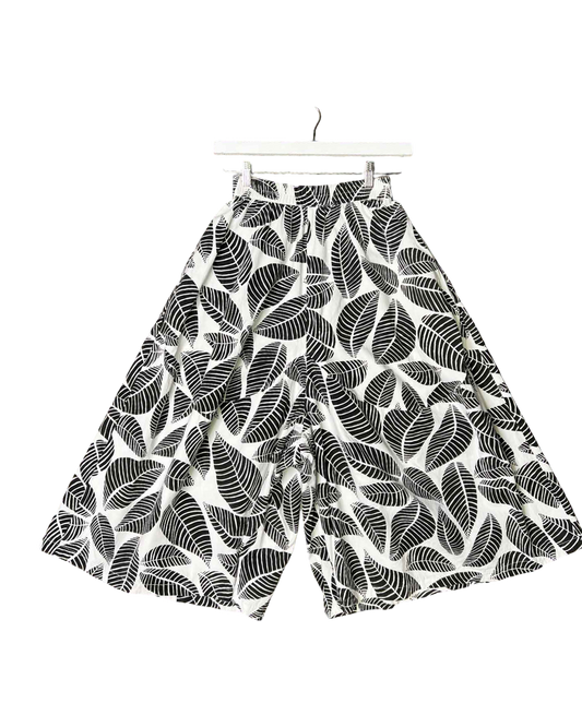 Size S | Alpha60 Floral Culotte Pants