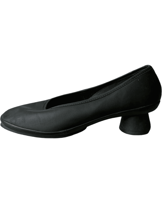 Size 39/40 | Camper Alright Pumps