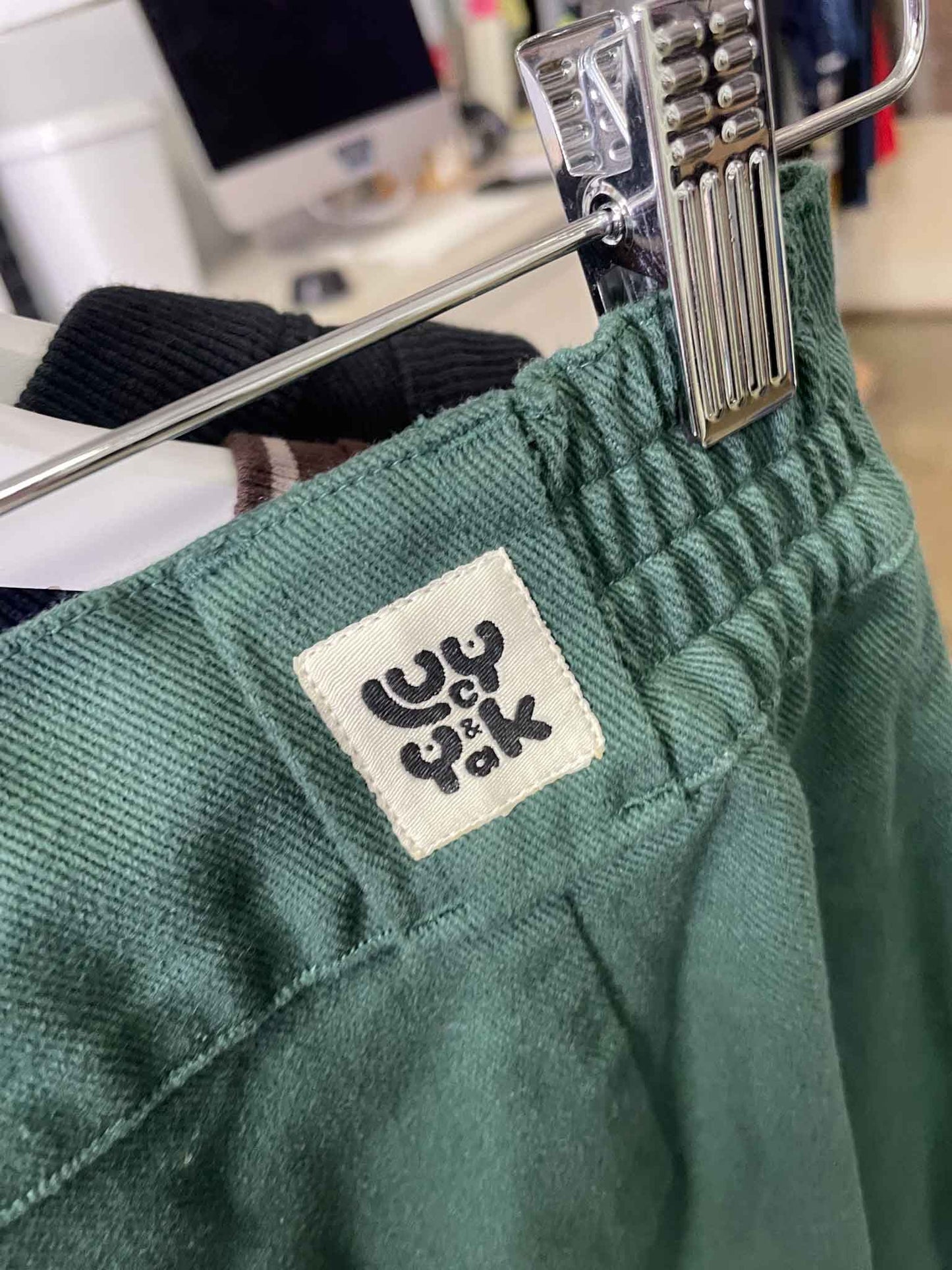 Size 28 | Lucy & Yak Twill Tapered Pants