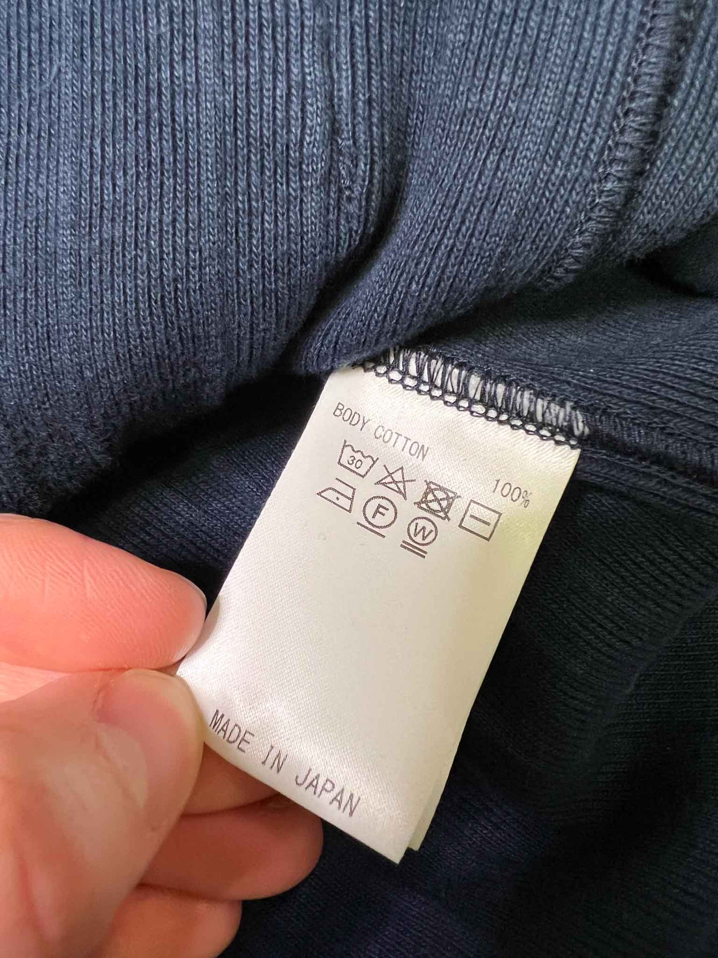 Size M | Caledoor Ribbed Zip-up Jumper