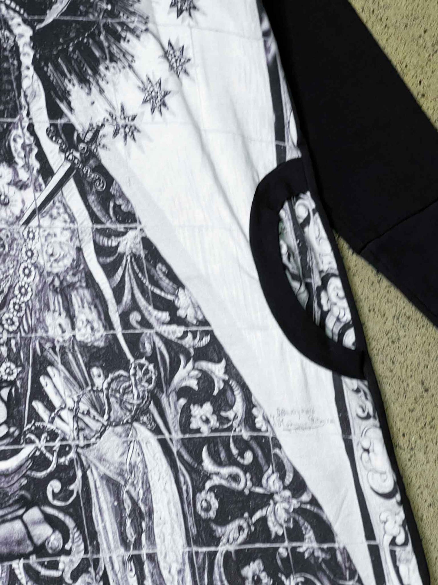 Size XL | Tiffany Treloar Mary Graphic Dress