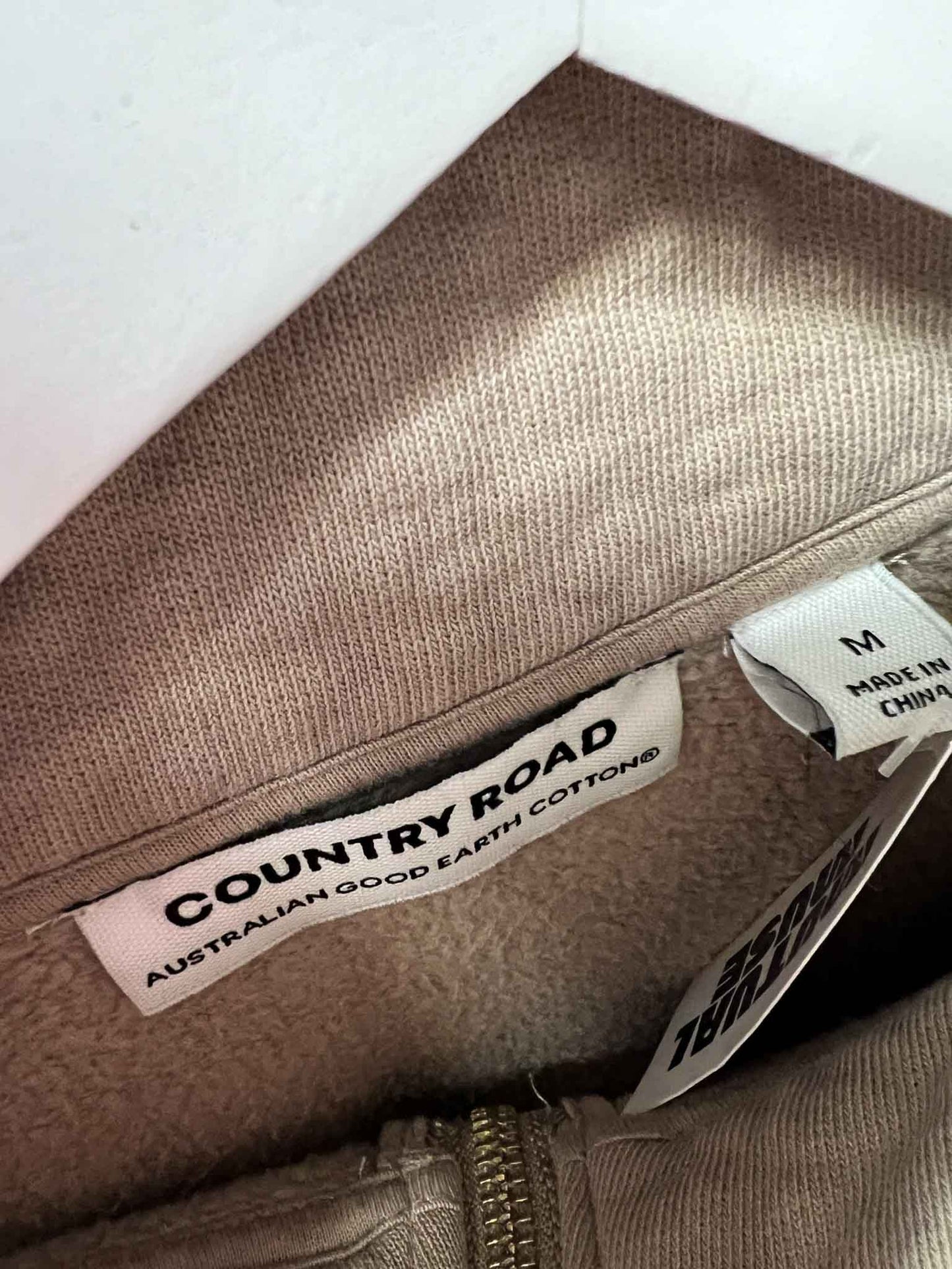 Size M | Country Road 1/4 Zip Jumper