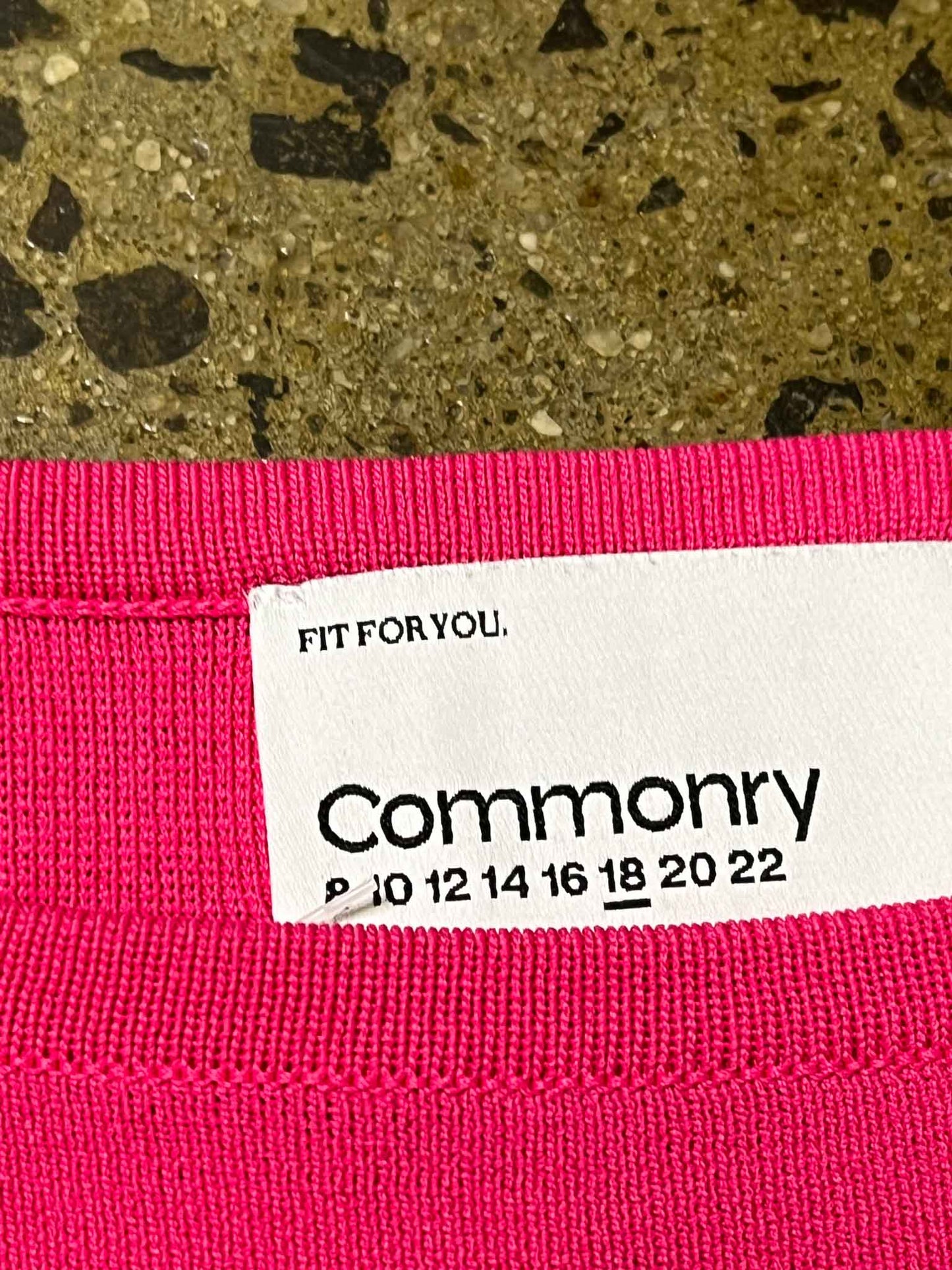 Size 3XL | Commonry Scoop Neck Top