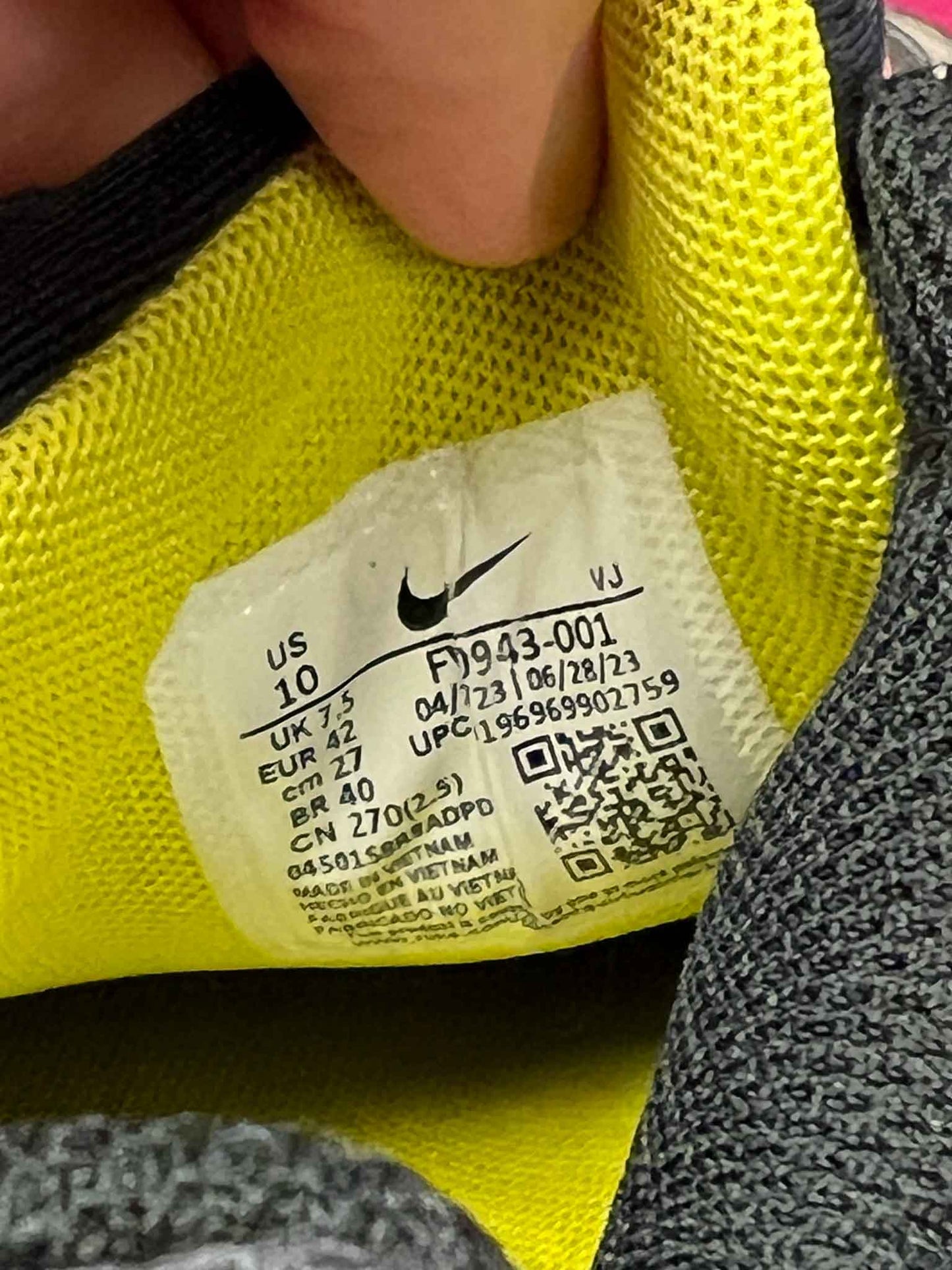 Size 42 | Nike P-6000 Sneakers