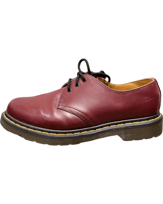 Size 39 | Dr Martens Cherry Leather Low-Cut Shoes