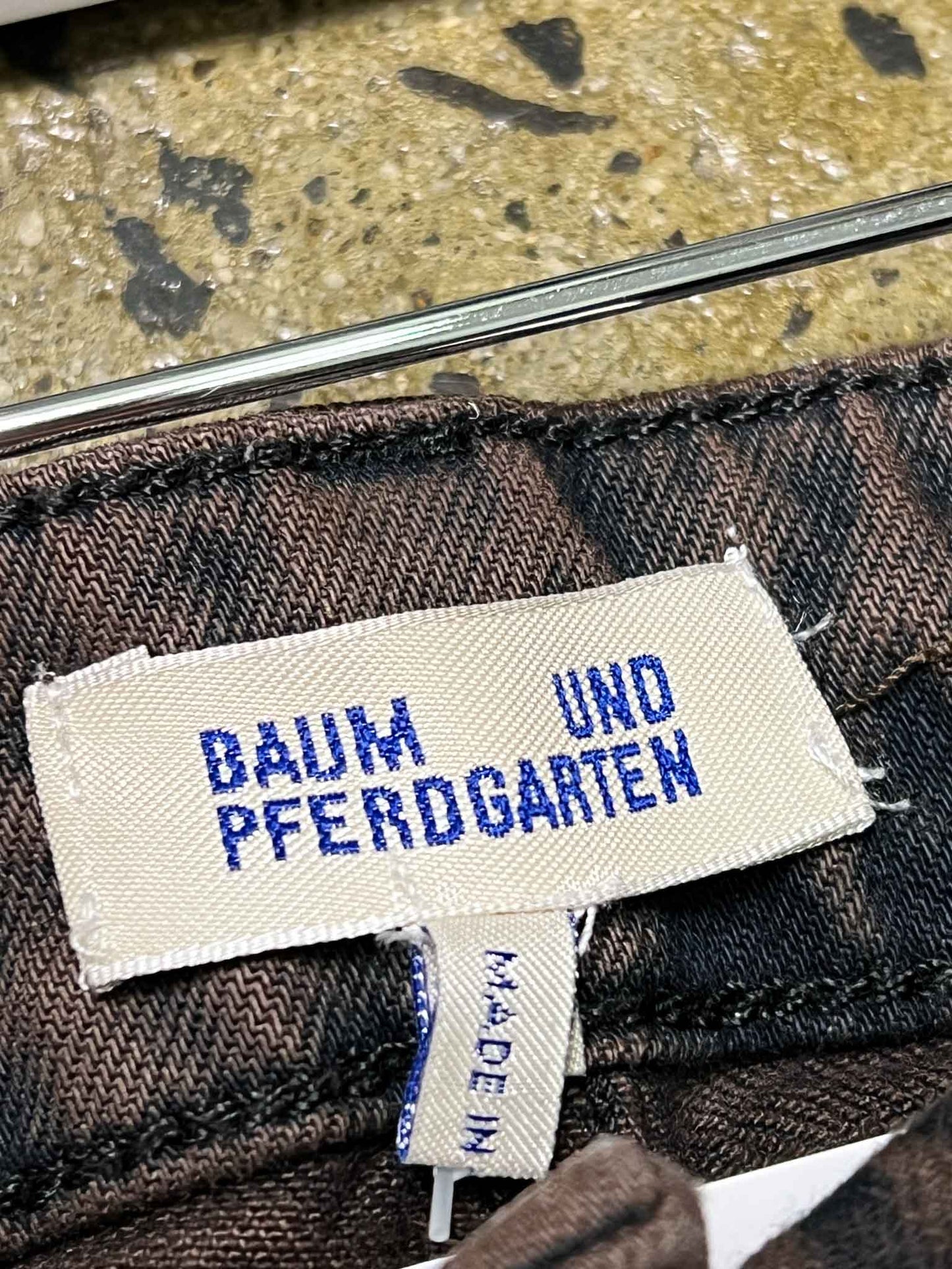 Size 40 (12) | Baum und Pferdgarten Acid Wash Jeans