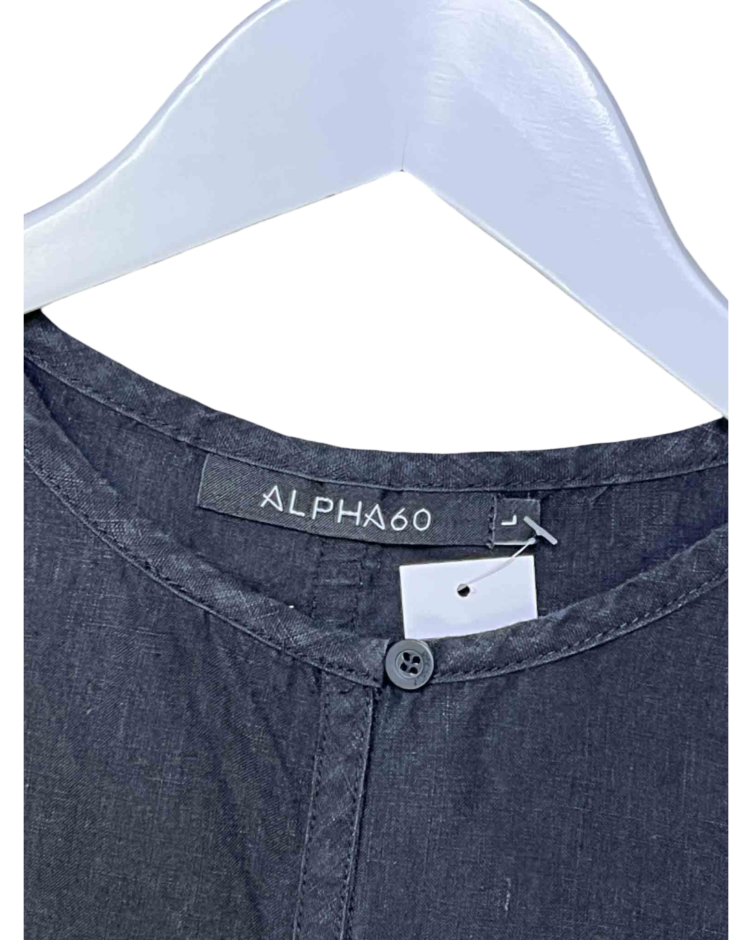 Size L | Alpha60 Boxy Linen Top