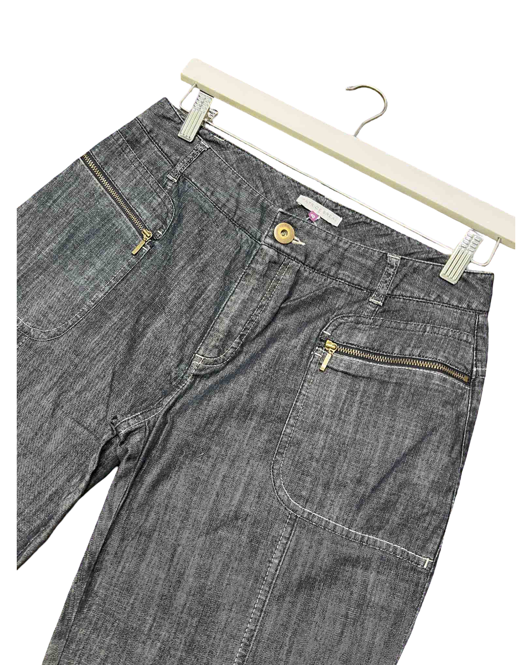 Size 26" (IT 40) | Patrice Breal Grey Wash Capri Jeans