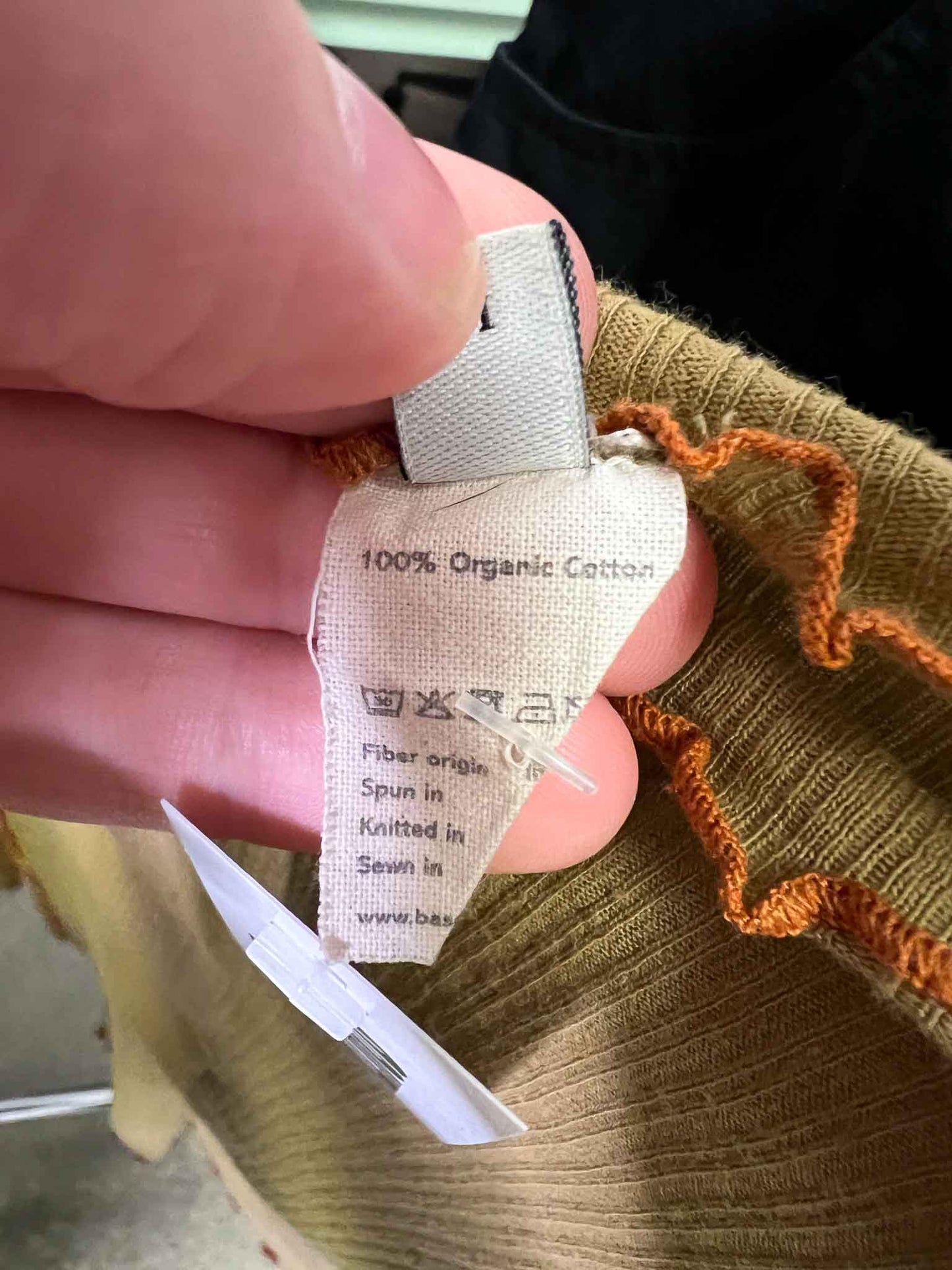 Size M | Baserange Ribbed Top