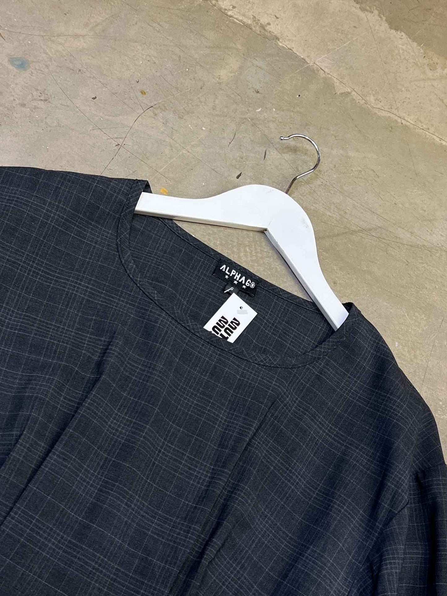 Size S | Alpha60 Dark Plaid Top