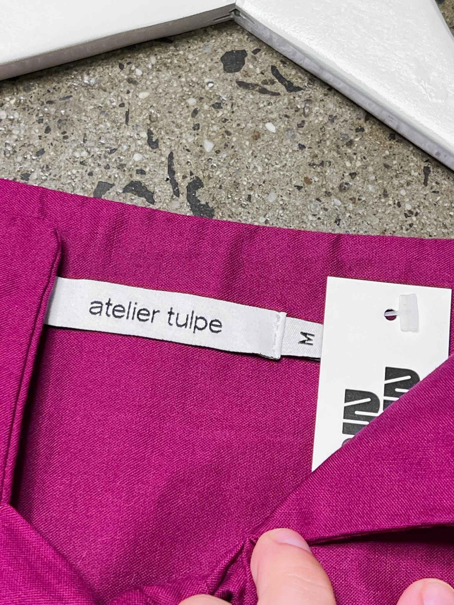 Size M | atelier tulpe Tie Front Top