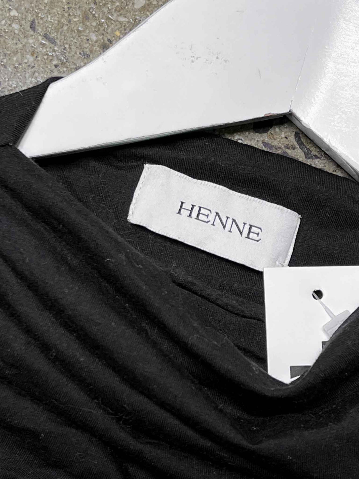 Size XS | Henne Asymm Gathered Top