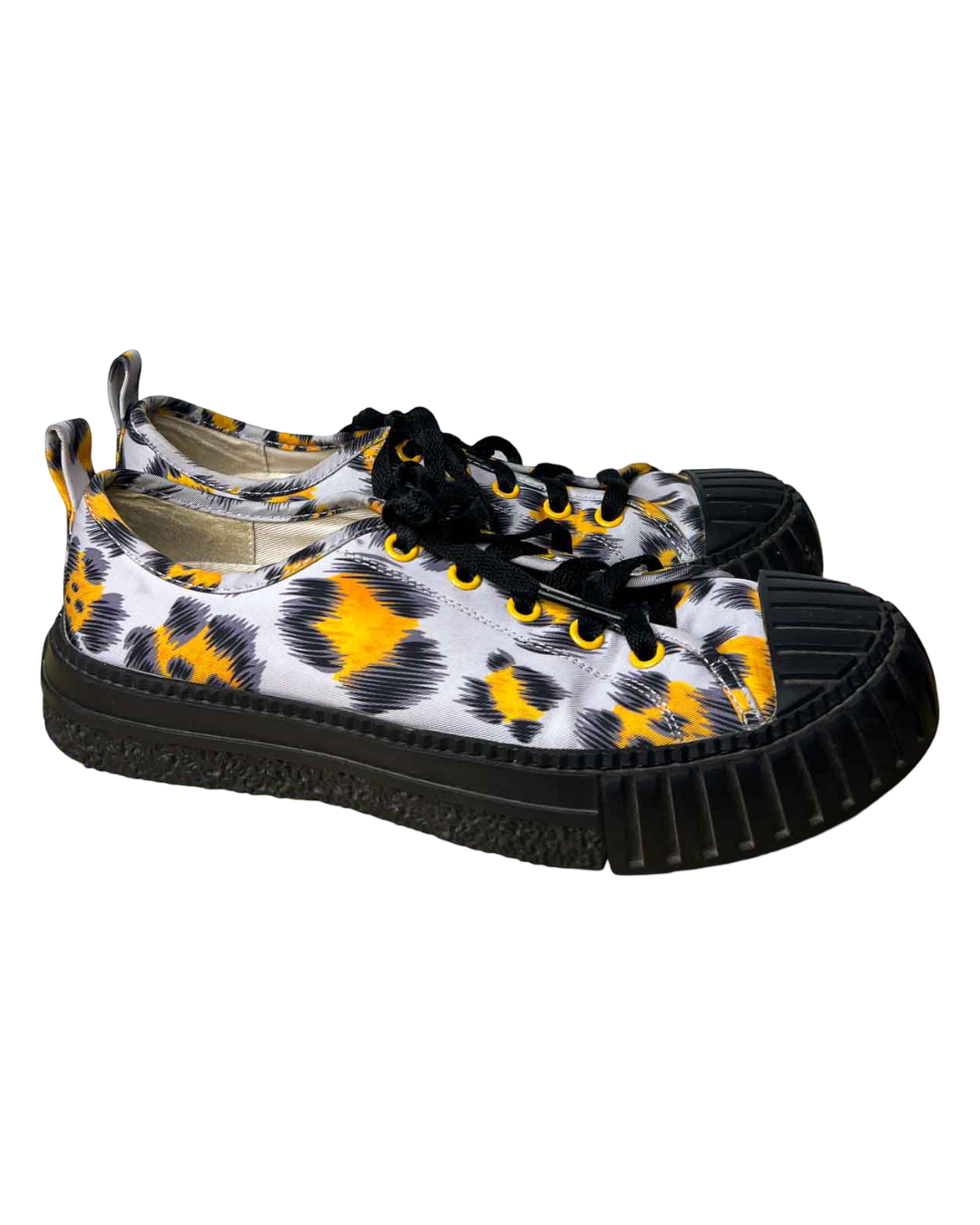 Size 37 | Radical Yes Leopard Print Sneakers