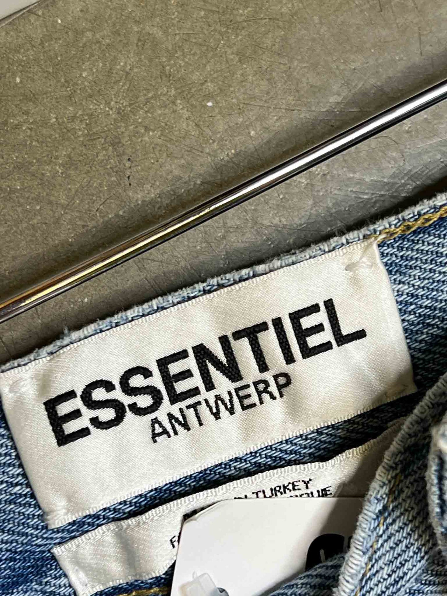 Size XS/S | Essential Antwerp Denim Skirt