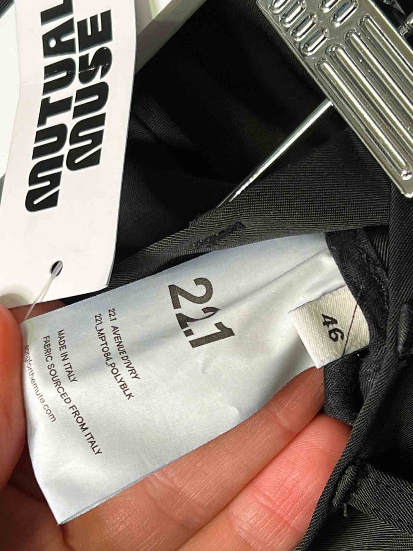 Size 46 (S) | Song For The Mute Straight Leg Pleated Pants