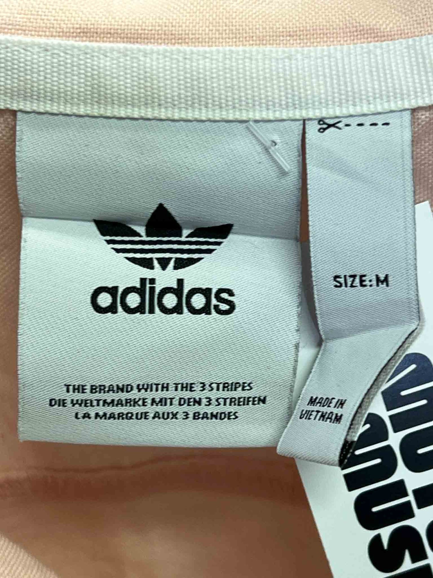 Size M | Adidas Front Pocket Boxy Shirt
