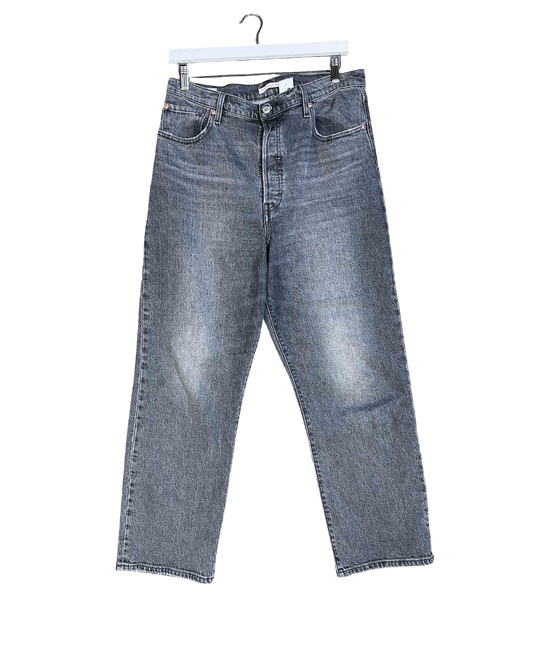 Size 32 | Levi's Ribcage Straight Jeans
