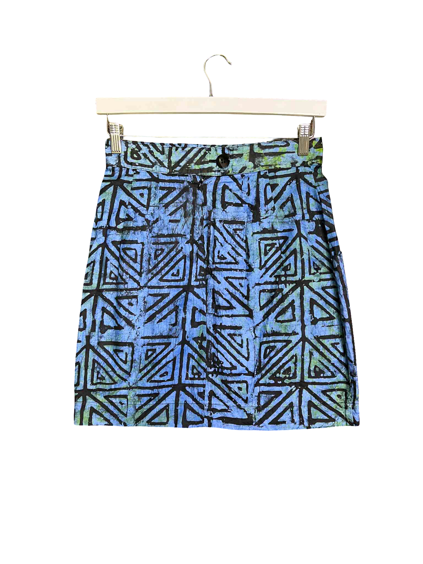 Size 8 | Collective Closets Triangle Print Mini Skirt