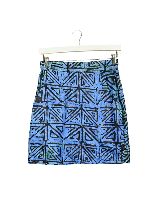 Size 8 | Collective Closets Triangle Print Mini Skirt