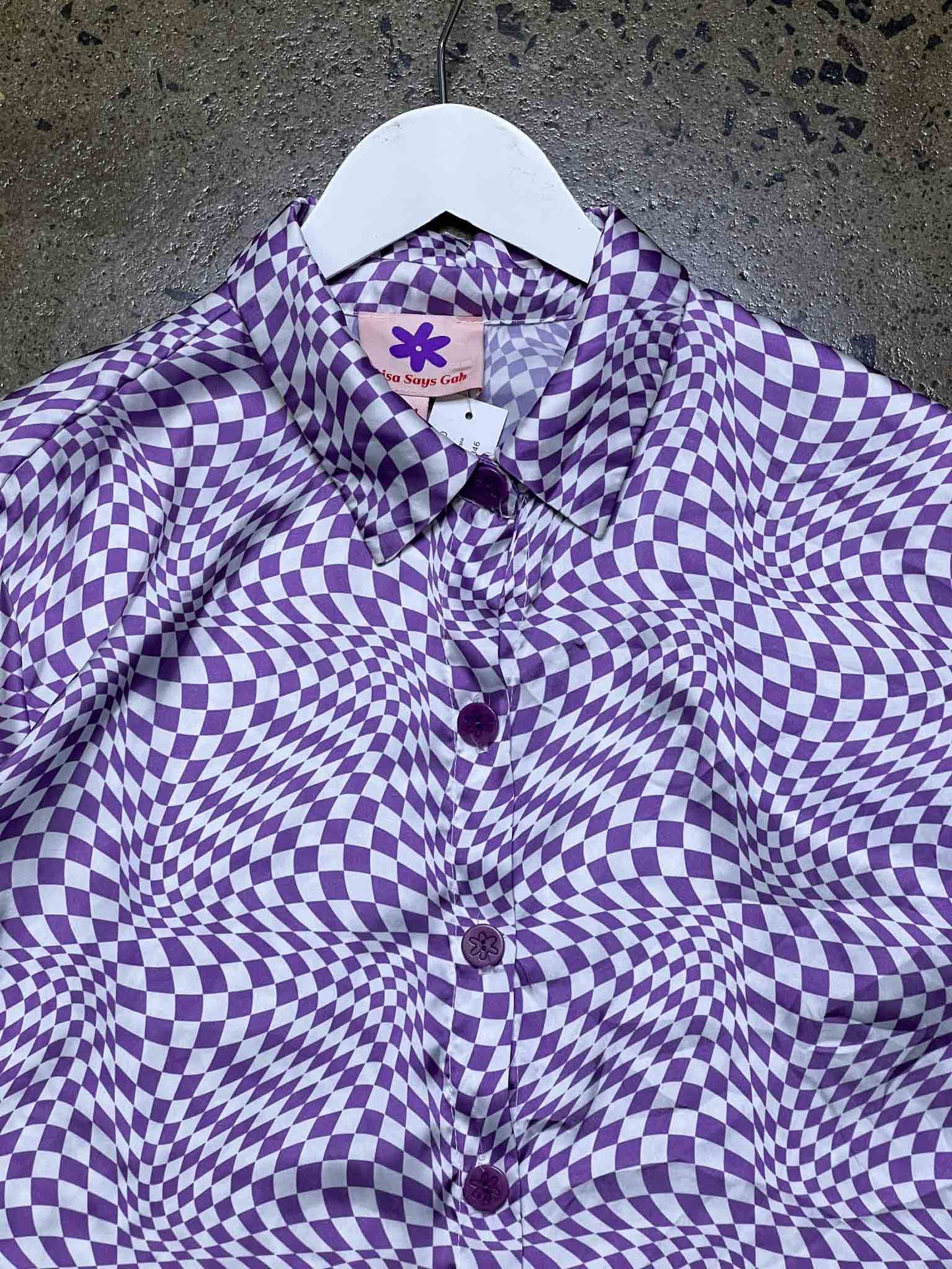 Size M | Lisa Says Gah Checkerboard Shirt