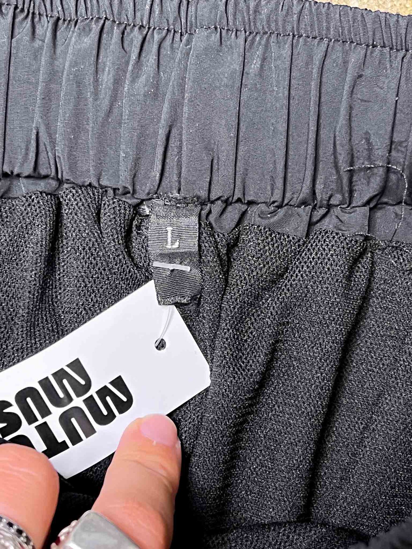 Size L | Guerillaz Cortez Spring Shorts