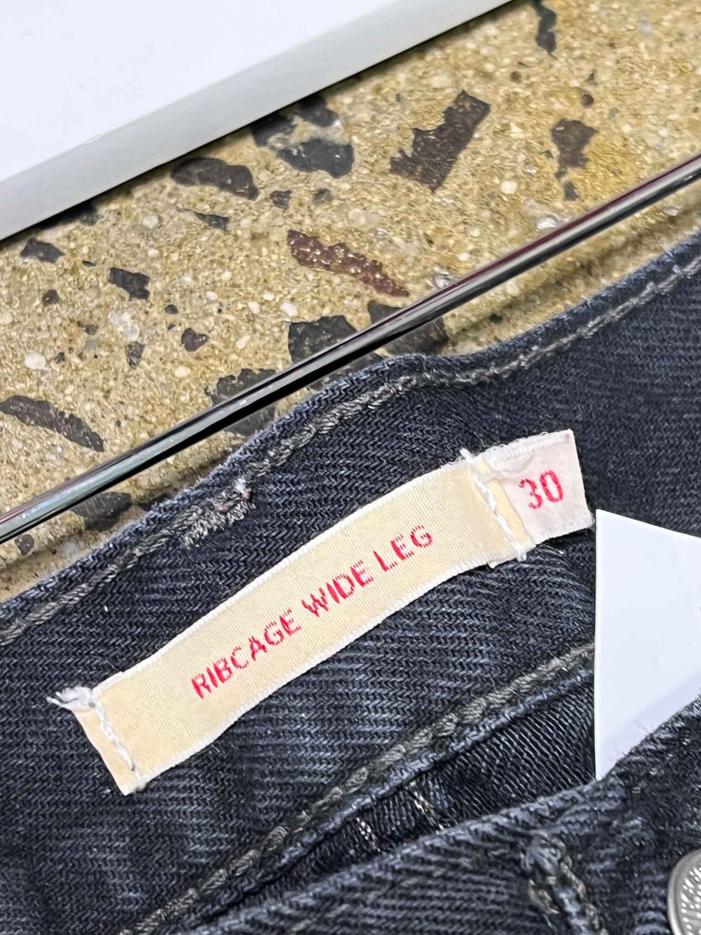 Size 30 | Levi's Ribcage Wide Leg Jeans