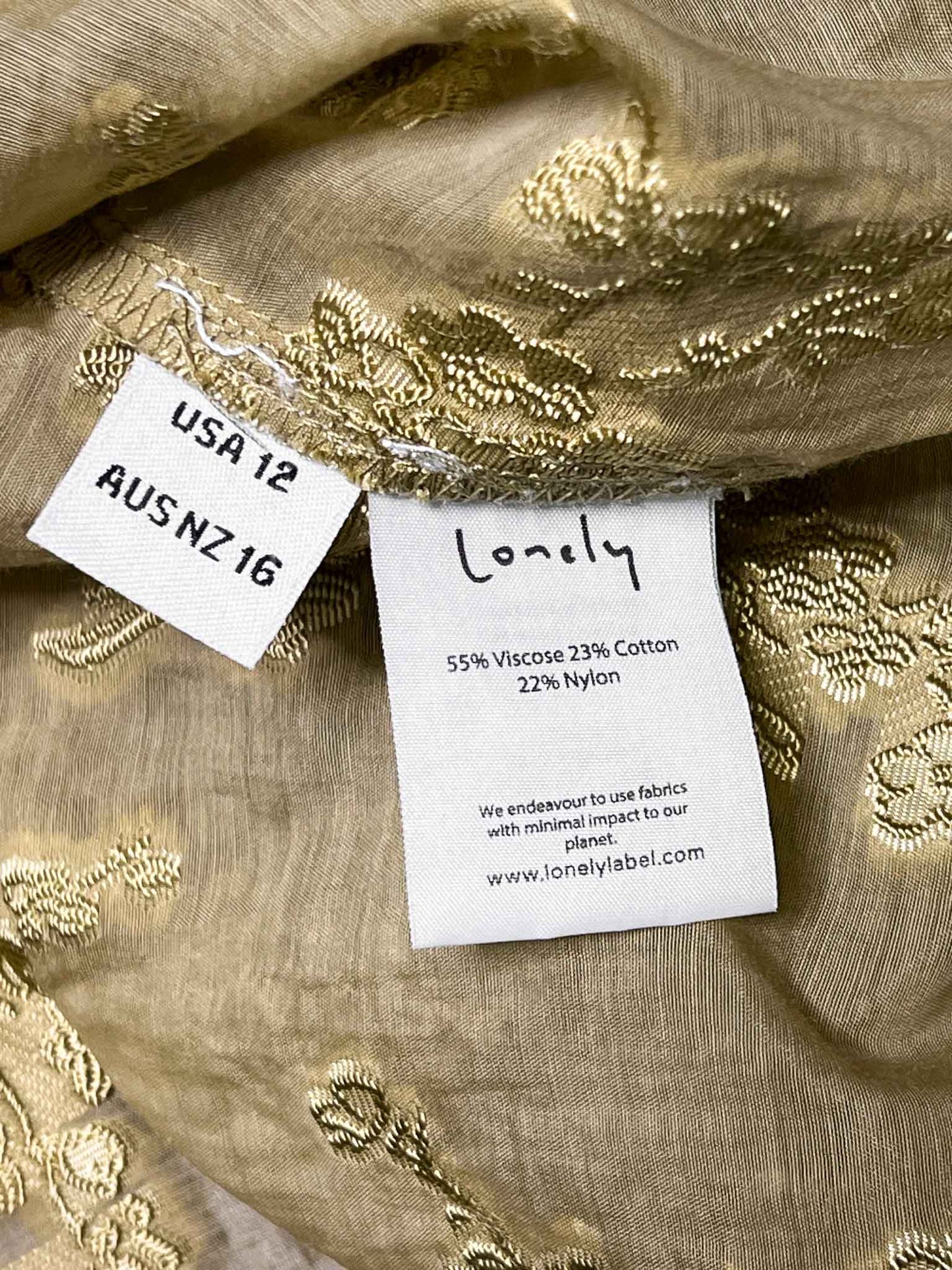 Size 16 | Lonely Peplum Floral Embroidery Top