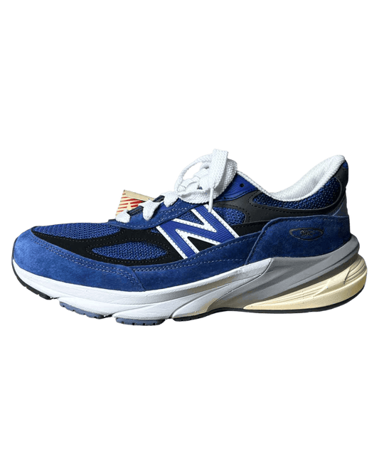 Size 42 | New Balance 990 v6 Sneakers With Tags