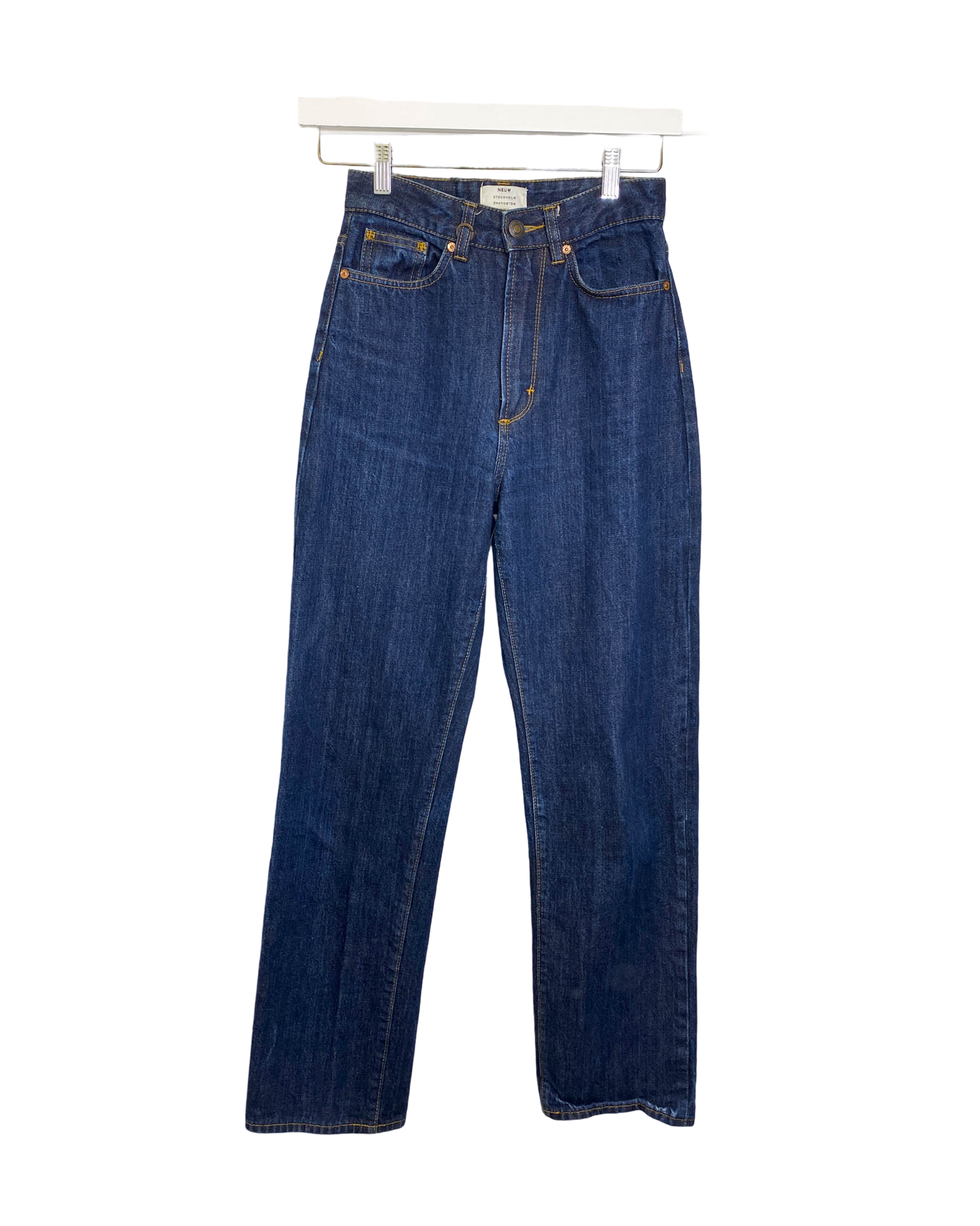 Size 24 - Neuw Nico Straight Cut Jeans