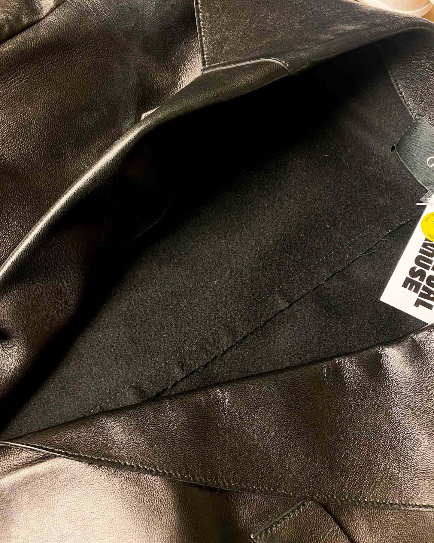 Size 44 (8/10) | Gucci Y2K 1999 Leather Jacket