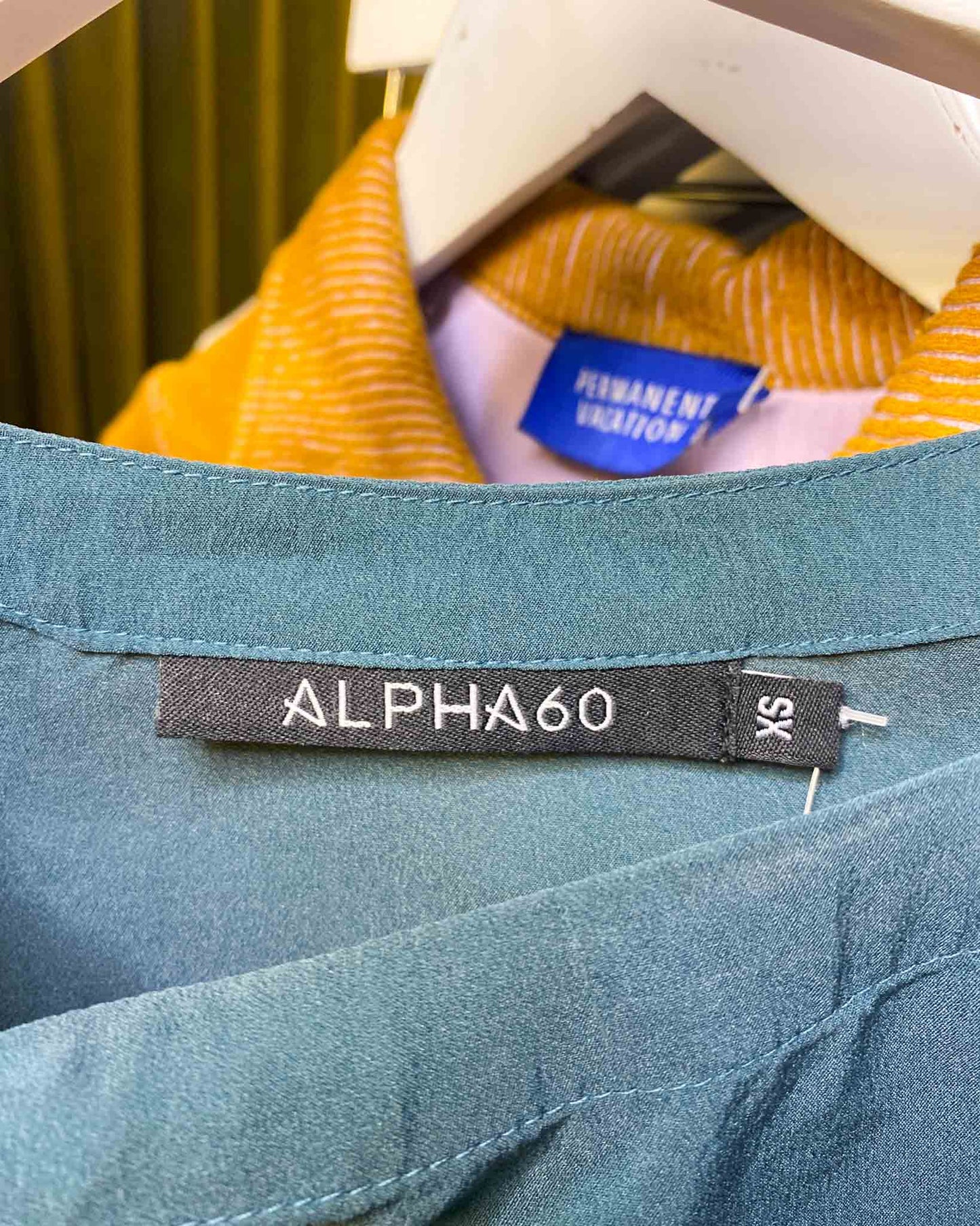 Size XS | Alpha60 Gathered Sleeveless Top