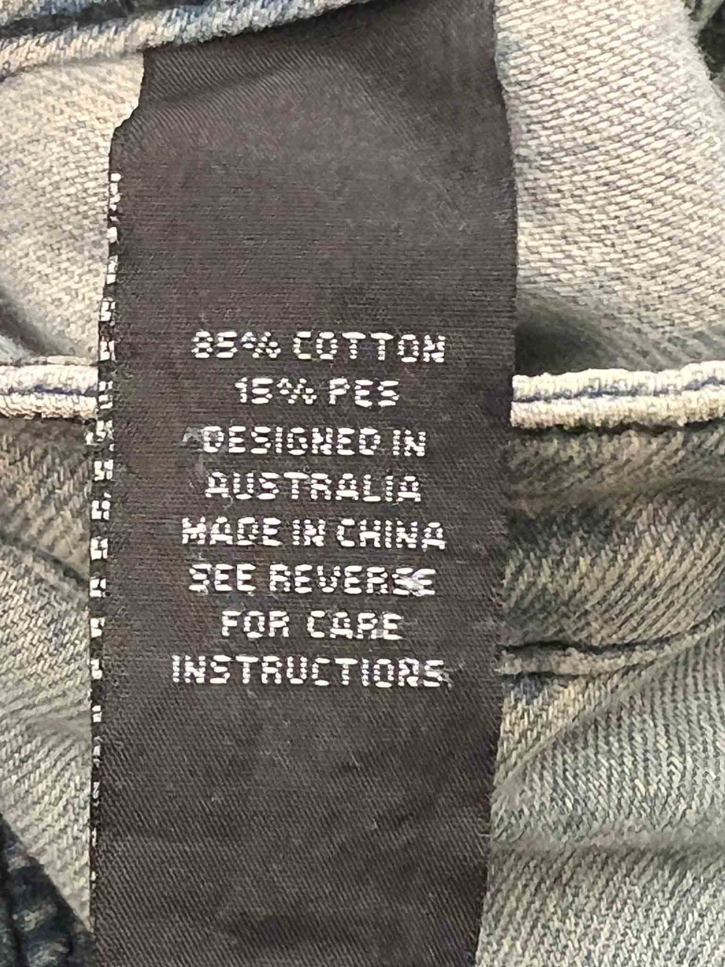 Size M (28) | Alpha60 Lightwash Cargo Jeans