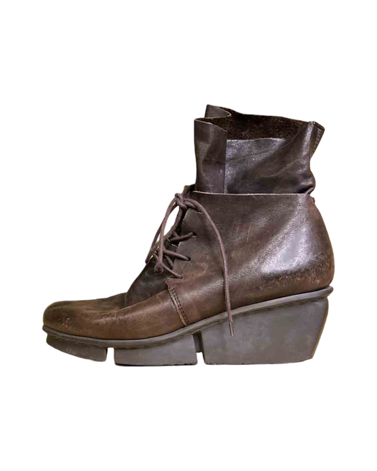 Size 39 | Trippen Brown Leather Wedge Boots
