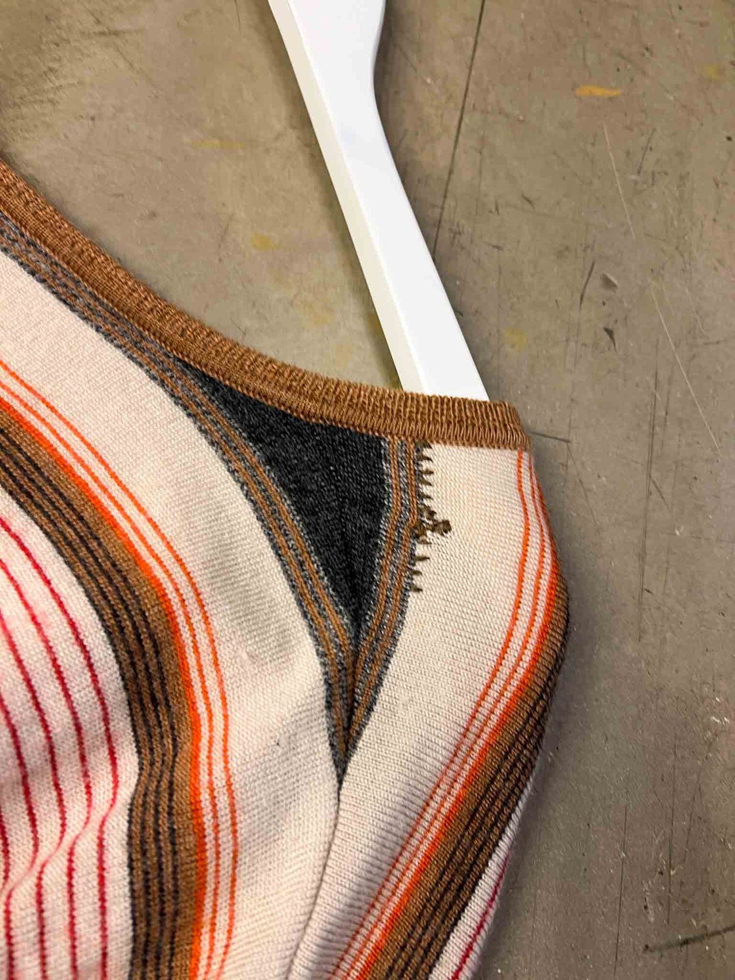 Size XL | Country Road Cropped Wool Jumper